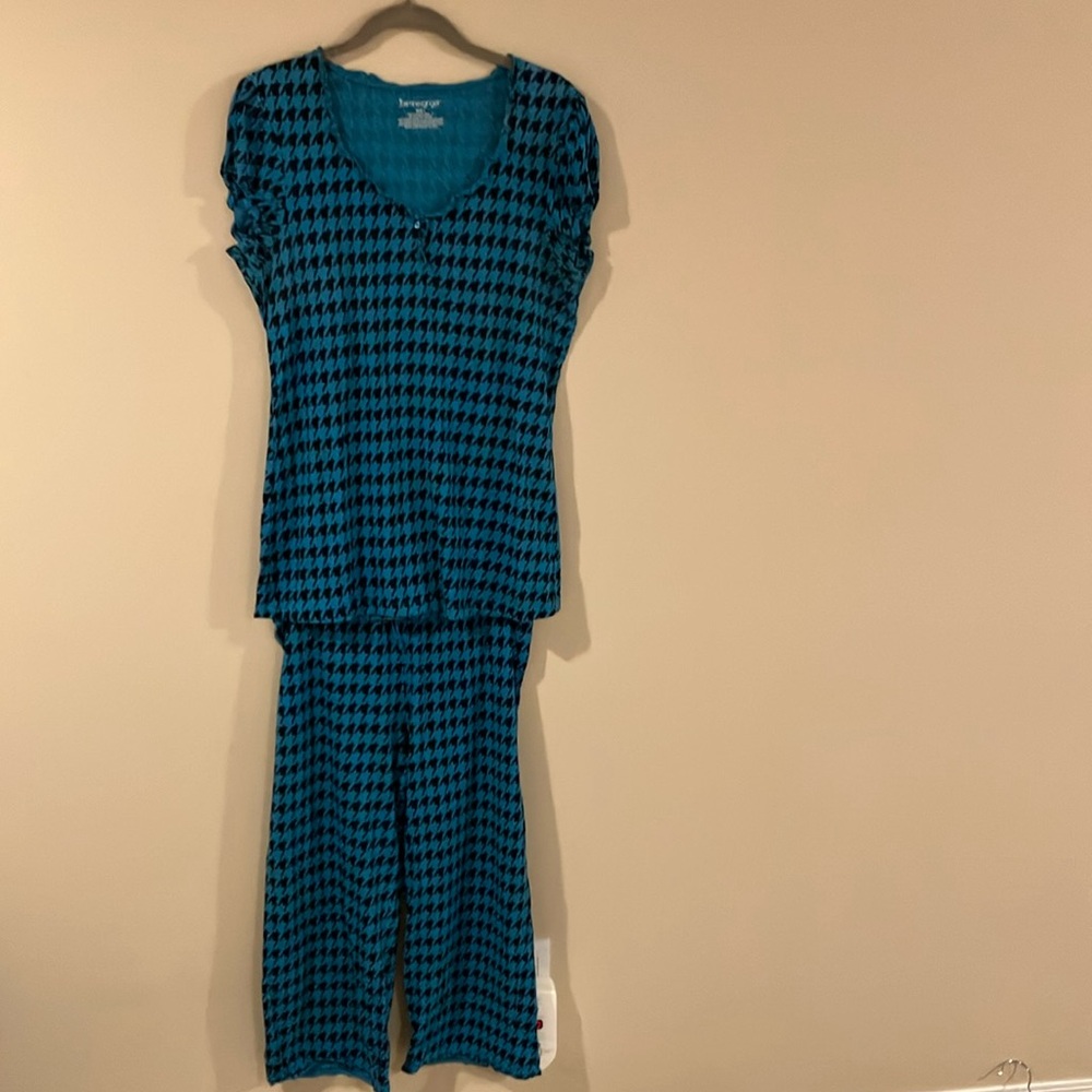 Teal and Black Houndstooth Pajama Set
